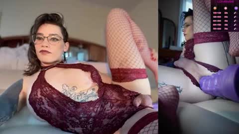 Snapshot of lena_vesper chatting on October 3, 9:56 pm Lena Vesper online show from October 3, 9:56 pm