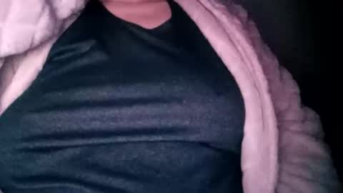 Snapshot of lenagolden chatting on February 24, 5:22 pm lenagolden online show from February 24, 5:22 pm