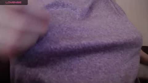 Snapshot of lenagolden chatting on March 29, 5:40 am lenagolden online show from March 29, 5:40 am