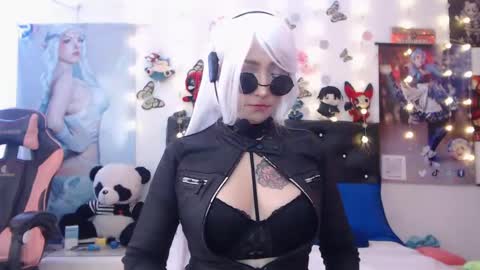 lenaleenyan online show from January 29, 12:22 am