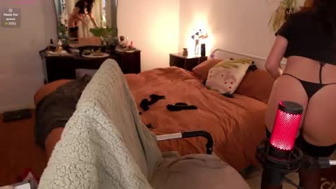 Lenas room online show from July 3, 5:47 am