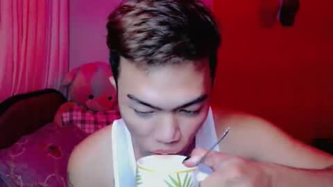 lena online show from November 29, 8:50 am