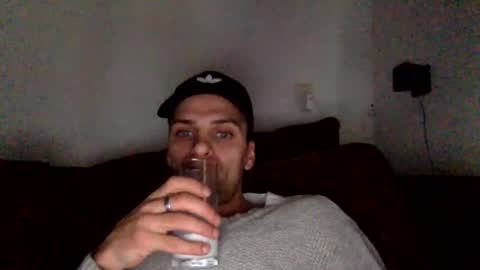 Armando online show from November 1, 11:34 am