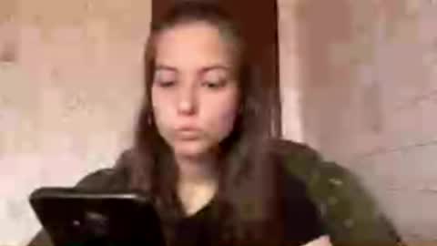Hellomy name is Natalyits my first day here nice to meet you Give me 50 thumbs ups online show from June 4, 3:29 pm