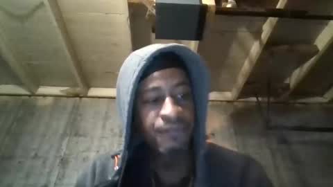 leo199984 online show from November 9, 6:50 pm