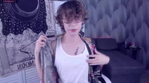 Leo online show from October 22, 2:06 pm