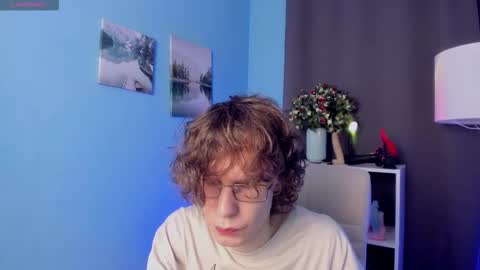 Leo online show from November 9, 2:59 pm