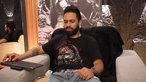 Snapshot of leo_diaz01 chatting on September 24, 1:42 am Leo Diaz online show from September 24, 1:42 am