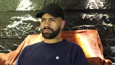 Snapshot of leo_diaz01 chatting on October 2, 2:40 am Leo Diaz online show from October 2, 2:40 am