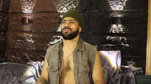 Snapshot of leo_diaz01 chatting on October 21, 12:55 am Leo Diaz online show from October 21, 12:55 am