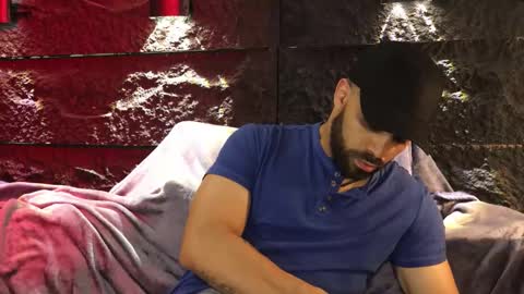 Snapshot of leo_diaz01 chatting on October 29, 1:41 am Leo Diaz online show from October 29, 1:41 am