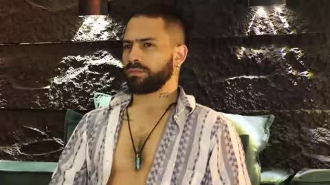 Snapshot of leo_diaz01 chatting on November 3, 2:13 am Leo Diaz online show from November 3, 2:13 am