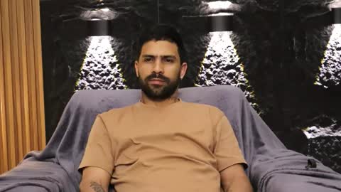 Snapshot of leo_diaz01 chatting on March 3, 3:23 am Leo Diaz online show from March 3, 3:23 am