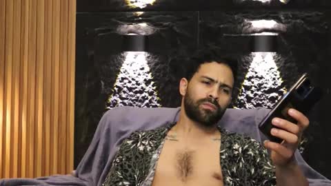 Snapshot of leo_diaz01 chatting on March 7, 2:08 am Leo Diaz online show from March 7, 2:08 am