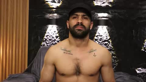 Snapshot of leo_diaz01 chatting on March 9, 3:32 am Leo Diaz online show from March 9, 3:32 am