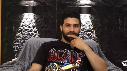 Snapshot of leo_diaz01 chatting on March 20, 2:05 am Leo Diaz online show from March 20, 2:05 am