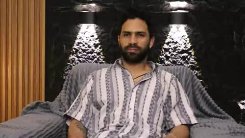 Snapshot of leo_diaz01 chatting on March 21, 1:21 am Leo Diaz online show from March 21, 1:21 am