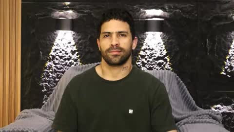 Snapshot of leo_diaz01 chatting on March 28, 12:43 am Leo Diaz online show from March 28, 12:43 am