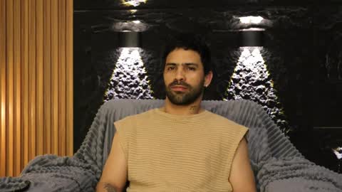 Snapshot of leo_diaz01 chatting on March 29, 2:33 am Leo Diaz online show from March 29, 2:33 am