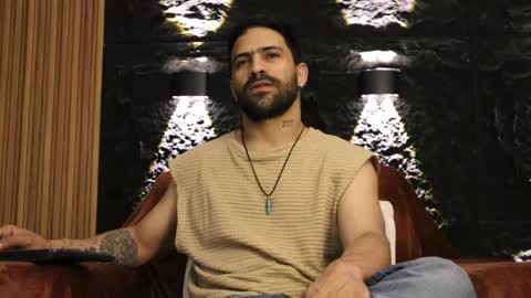 Leo  Diaz online show from May 8, 11:54 pm