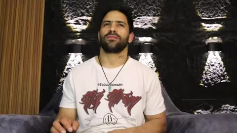 Leo  Diaz online show from May 22, 12:51 am