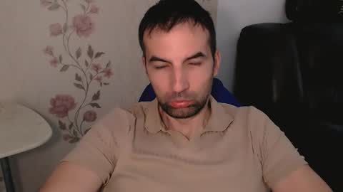 Snapshot of leo_gianni chatting on May 2, 10:09 am Leo Gianni online show from May 2, 10:09 am