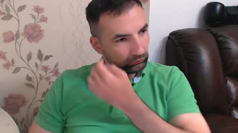 Snapshot of leo_gianni chatting on May 9, 11:04 am Leo Gianni online show from May 9, 11:04 am