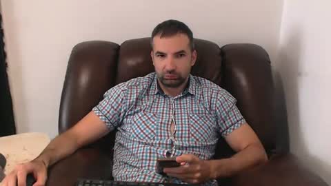 Leo Gianni online show from August 5, 9:01 am