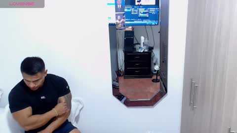 Leo online show from October 21, 2:45 am