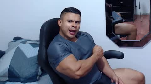 Leo online show from March 25, 1:50 pm