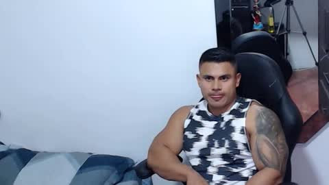 Leo online show from March 31, 2:35 am