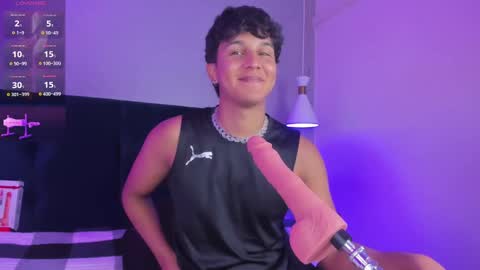 Snapshot of leo_savage_ chatting on October 5, 11:35 pm Leo online show from October 5, 11:35 pm