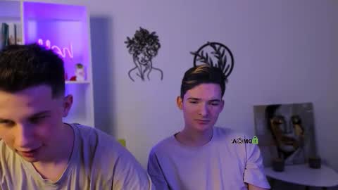 Snapshot of leo_valor chatting on February 15, 7:32 pm leo_valor online show from February 15, 7:32 pm