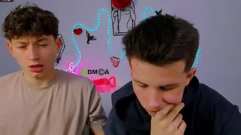 Snapshot of leo_valor chatting on February 23, 7:44 pm leo_valor online show from February 23, 7:44 pm