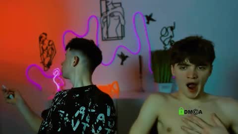 Snapshot of leo_valor chatting on March 23, 7:29 pm leo_valor online show from March 23, 7:29 pm