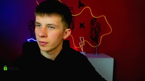 Snapshot of leo_valor chatting on April 15, 6:26 pm leo_valor online show from April 15, 6:26 pm