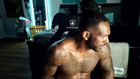 leobrixxx online show from July 4, 4:07 am