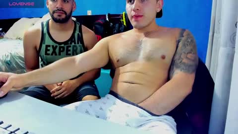 Snapshot of leon__hart chatting on January 2, 6:01 pm Leon Hart online show from January 2, 6:01 pm