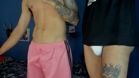 leon_big_cock online show from February 4, 1:00 am