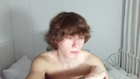 Leon online show from June 23, 1:42 pm