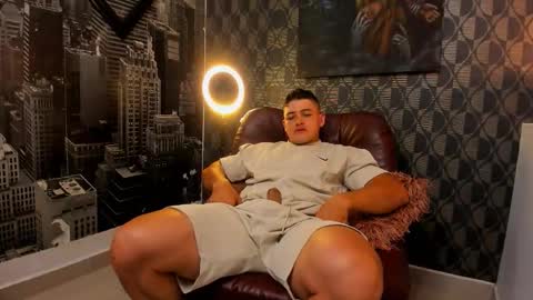 Leon Smoron online show from November 25, 12:32 am