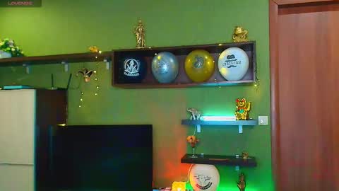 Leona tracie online show from February 28, 12:06 pm