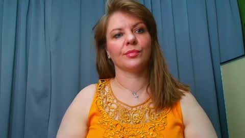 Leona tracie online show from May 6, 9:09 pm
