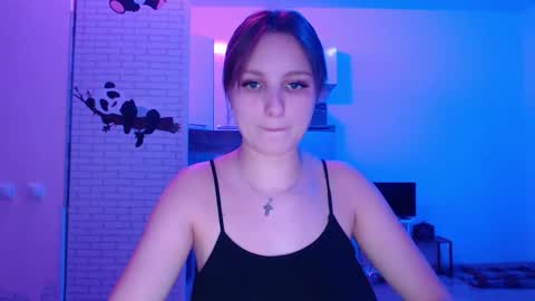 Snapshot of leonaalove chatting on March 12, 4:24 pm Leonaalove online show from March 12, 4:24 pm