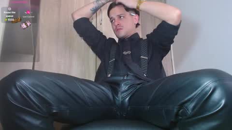 iam leonal online show from November 13, 6:40 pm