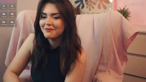 Mia online show from October 18, 7:31 am