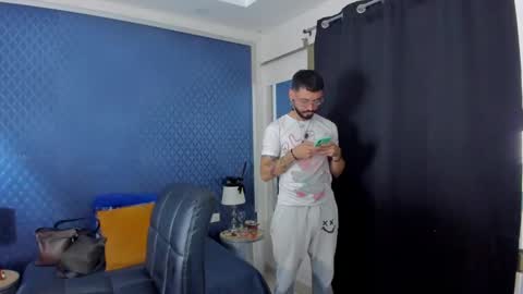 Len online show from January 2, 7:40 pm