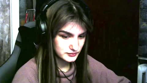 Snapshot of leonearechiga chatting on February 17, 6:21 am Ali online show from February 17, 6:21 am