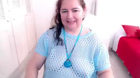leonela   online show from June 20, 12:08 pm