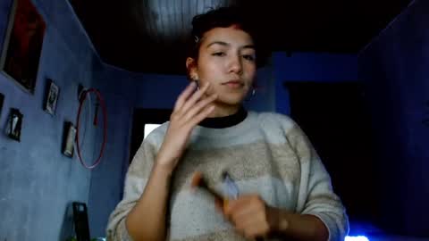 leonela  online show from September 19, 8:42 pm